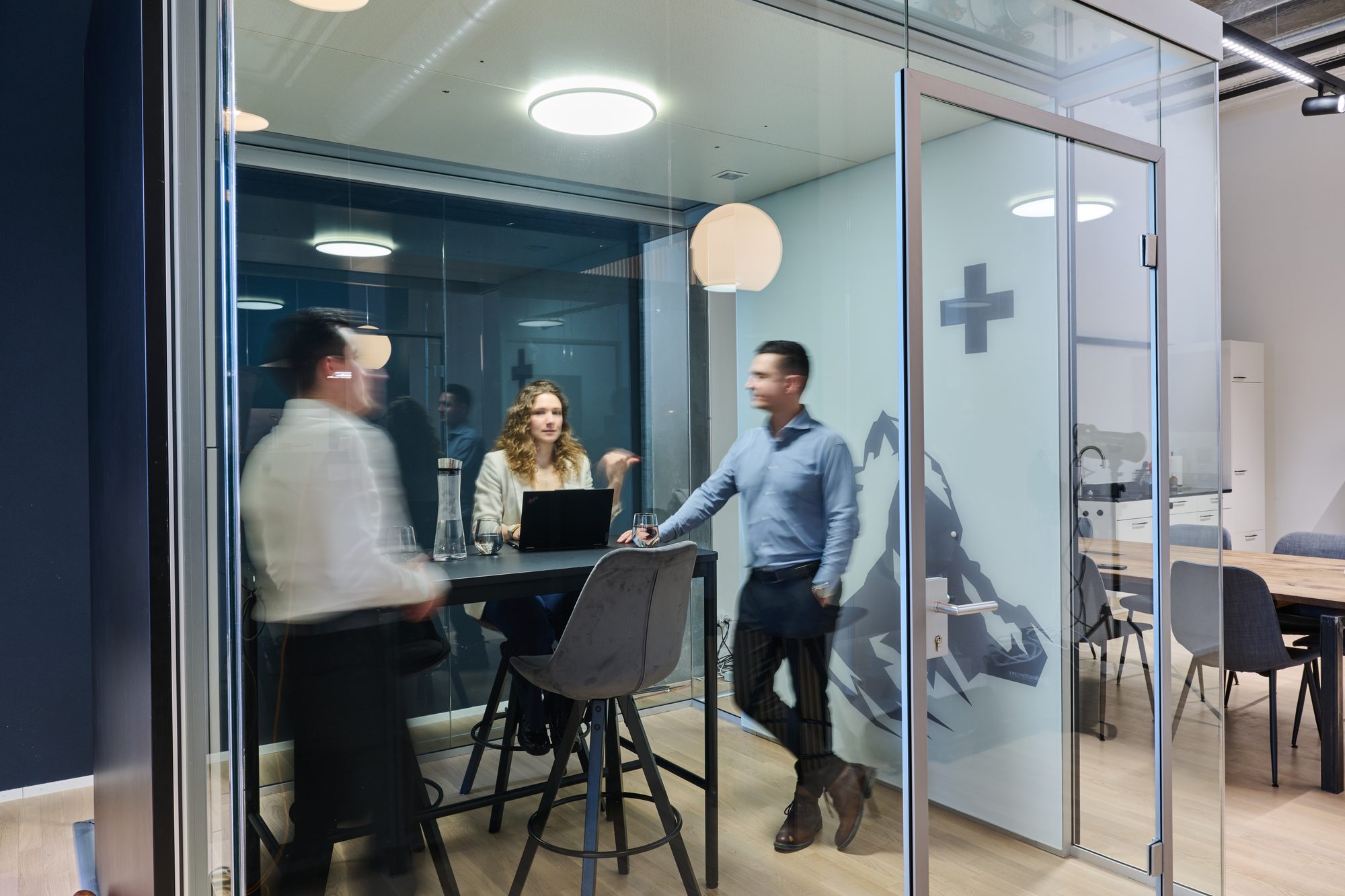Besprechung im Büro von De Marco Baumanagement, Wallisellen